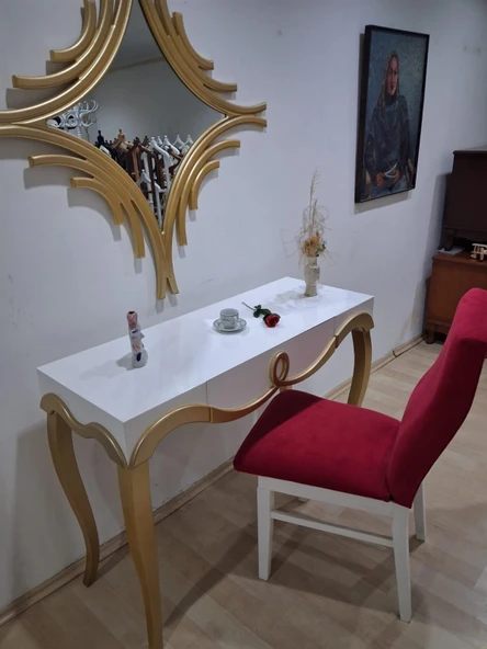 Dresuar Cnc Kabartma 90661 Model Aynalı Ahşap Sandalye Ayak Parlak Beyaz Gold Renk ürün görseli 1