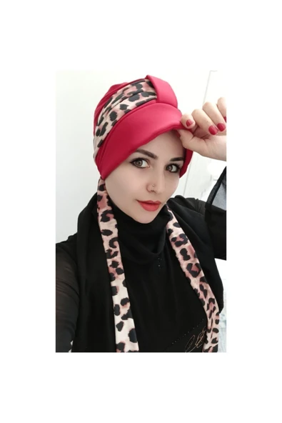 BUTİK AYVİTRİN Kadın Tesettür Leopar Atkı Bone Kırmızı ürün görseli 1