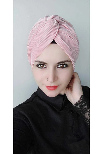 BUTİK AYVİTRİN Kadın Tesettür Piliseli Düğüm Bone Pudra ürün görseli 1