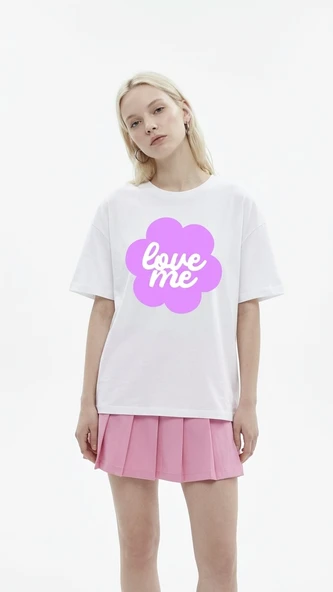 Kadın Beyaz Oversize 'Love Me' Baskılı Bisiklet Yaka T-Shirt ürün görseli 1
