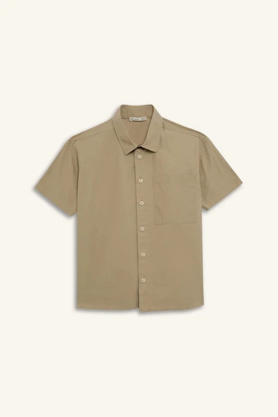 Defacto E1588 Haki Erkek Çocuk Oversize Geniş Kalıp Polo Yaka Paraşüt Kısa Kollu Gömlek ürün görseli 1