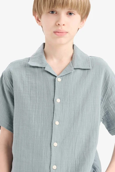 Defacto W3239 Mavi Erkek Çocuk Oversize Geniş Kalıp Polo Yaka Müslin Kısa Kollu Gömlek ürün görseli 1