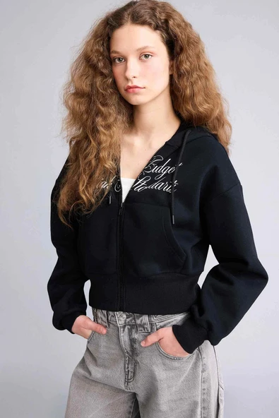 Defacto H0168AXBK81 Siyah Kapüşonlu Baskılı Fermuarlı Sweatshirt ürün görseli 1