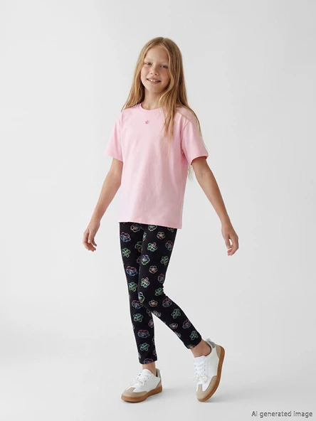 LCW Kids Siyah Beli Lastikli Çiçekli Kız Çocuk 3/4 Boy Tayt ürün görseli 1
