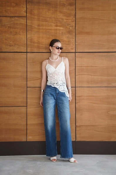 Kadın Askılı Dantel İşlemeli Bluz - Resim 6