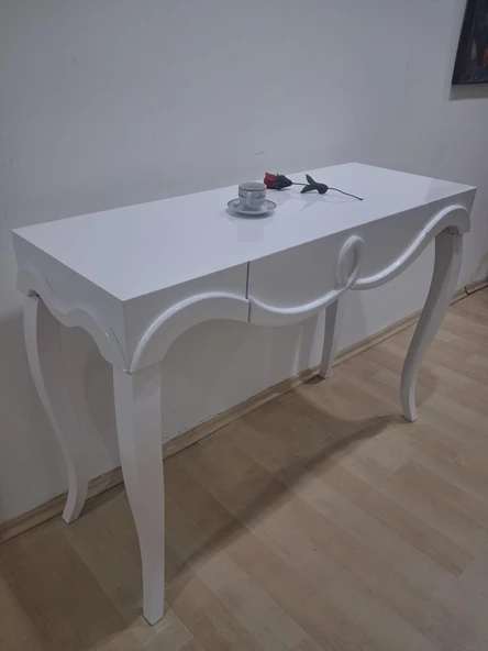 Dresuar Cnc Kabartma 90680 Model Kayın Ağacı Aslan Lükens Ayak Parlak Beyaz ürün görseli 1