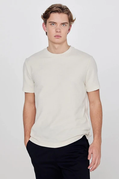Lee Bisiklet Yaka Erkek T-shirt L2610123614 ürün görseli 1