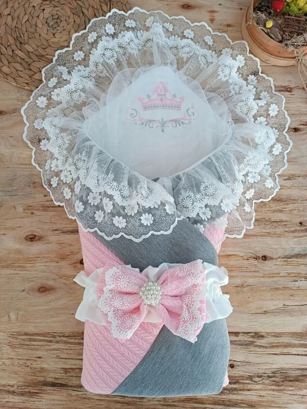 Yenidoğan Teri Cotton Taç Nakışlı Prizma Taş Kundak Bebek Battaniyesi Pembe ürün görseli 1