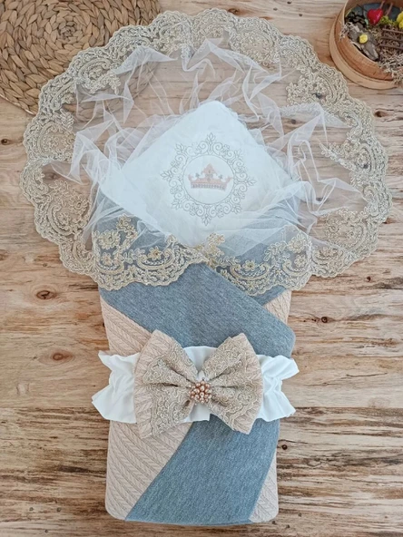Yenidoğan Teri Cotton Taç Nakışlı Prizma Taş Kundak Bebek Battaniyesi Bej ürün görseli 1