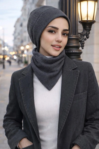 Antrasit Triko Bere Ve Etol Takım ürün görseli 1