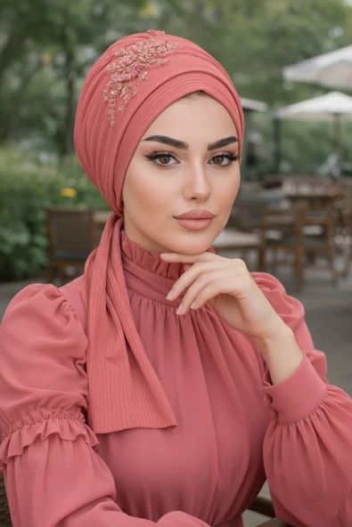 Gülkurusu Nakışlı Atkılı Bone - Resim 2