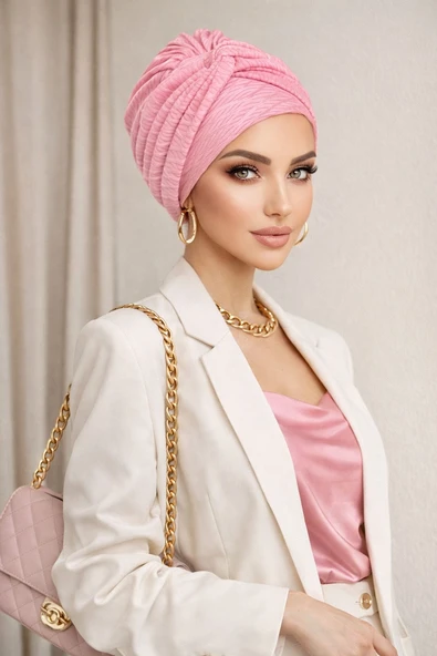 Pembe Kendinden Desenli Burgu Detaylı Bone ürün görseli 1