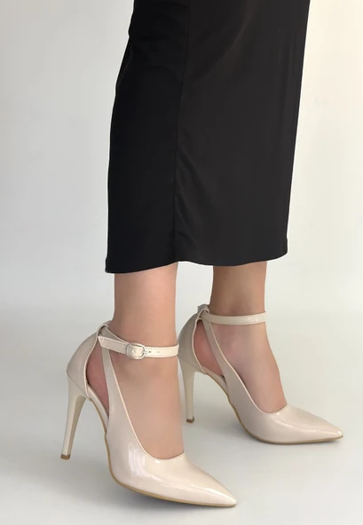 Bej Rugan Kadın Stiletto Ayakkabı ürün görseli 1