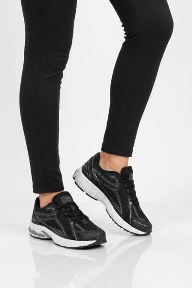 Siyah Beyaz Fileli Hafızalı Taban Unisex Spor Ayakkabı ürün görseli 1
