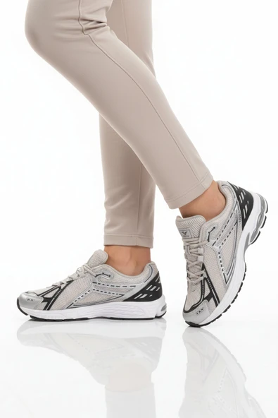 Buz Gri Hafızalı Taban Unisex Spor Ayakkabı ürün görseli 1