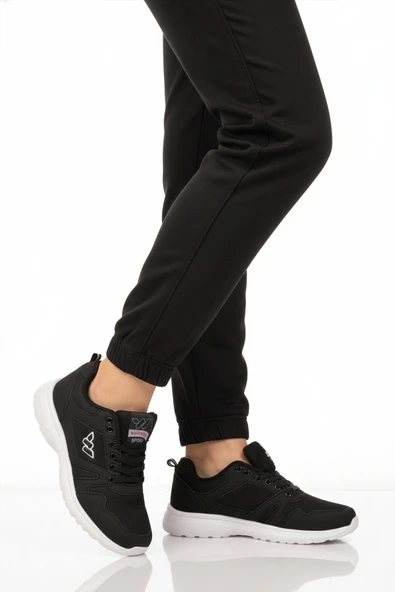 Siyah Beyaz Bağcıklı Unisex Spor Ayakkabı ürün görseli 1