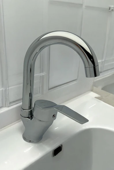 5 Yıl Garantili Deltamix Kısa Kuğu Musluk Batarya El Yıkama Banyo Lavabo ( Çift Su Girişli) ürün görseli 1