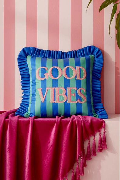 Good Vibes Nakışlı Dekoratif Kırlent Kılıfı ürün görseli 1