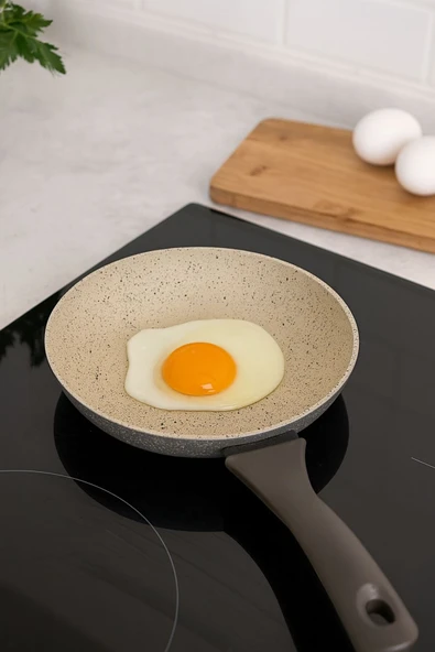 Yanmaz Yapışmaz 24 CM Kulplu Granit Tava ürün görseli 1