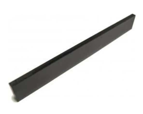 Graph Tech PS-9125-00 String Saver Slab İşlenmemiş Akustik Gitar Alt Eşiği (Aksesuar/Yedek Parça) | Luthierler İçin Şekillendirilebilir Blok Yapı, Kalıcı Yağlama Teknolojisi ve Maksimum Rezonans ürün görseli 1