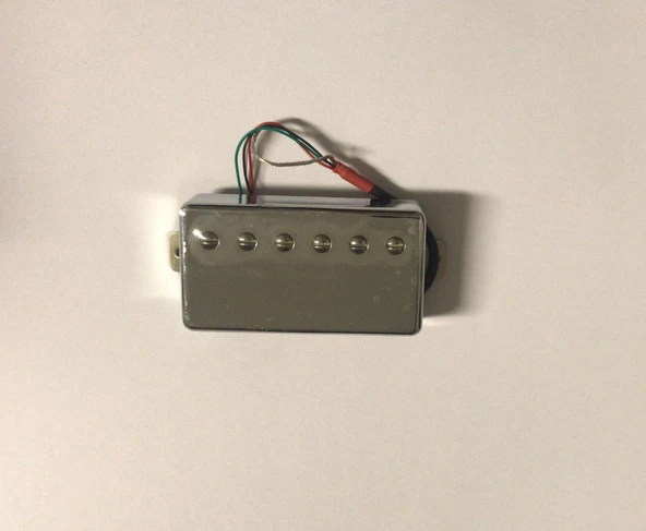 Artec LAC230B Humbucker Köprü (Bridge) Manyetiği (Aksesuar/Yedek Parça) | Elektro Gitar Arka Pozisyon Uyumu, Dengeli Frekans Cevabı ve Güçlü Sinyal Çıkışı ürün görseli 1