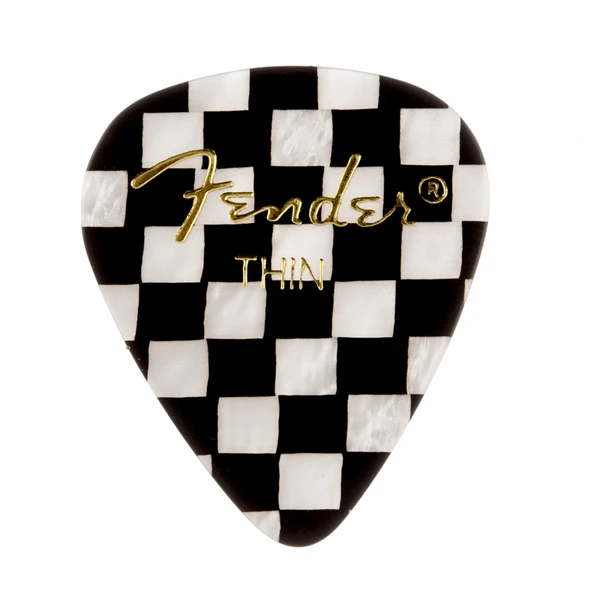 Fender 1980351301 351 Shape Checker Thin Gitar Penası (12'li) | İnce Yapısı ile Rahat Ritim Çalımı Klasik Siyah-Beyaz Damalı Tasarım ürün görseli 1