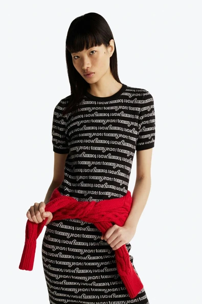 Tommy Hilfiger TJW SCRIPT AOP SWEATER DRESS Kadın Siyah Elbise DW0DW194780GM ürün görseli 1