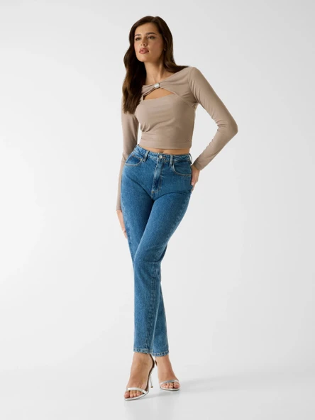 Guess Uzun Kollu Milena Önü Fiyonklu Kadın Bej Bluz W6RP11KAQL2-A10L ürün görseli 1
