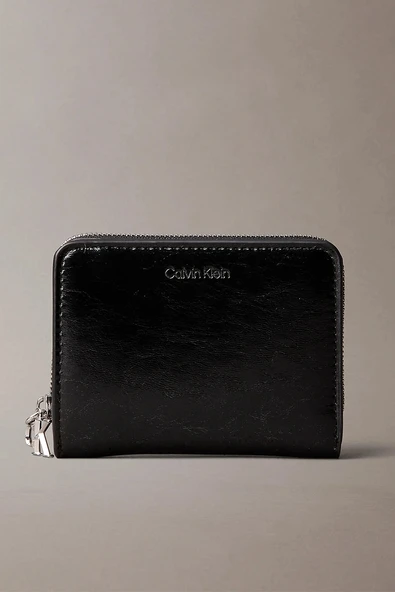 Calvin Klein CK Metalik Kapaklı Fermuarlı Kadın Siyah Cüzdan LV04F1103G-UB1 ürün görseli 1
