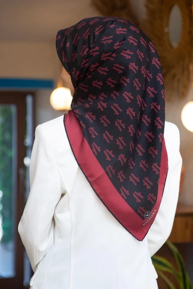 %100 Twill İpek Geometrik Desenli Bordo - Siyah Renkli 90x90 Eşarp Dikim Şekli : El Dikişi ürün görseli 1