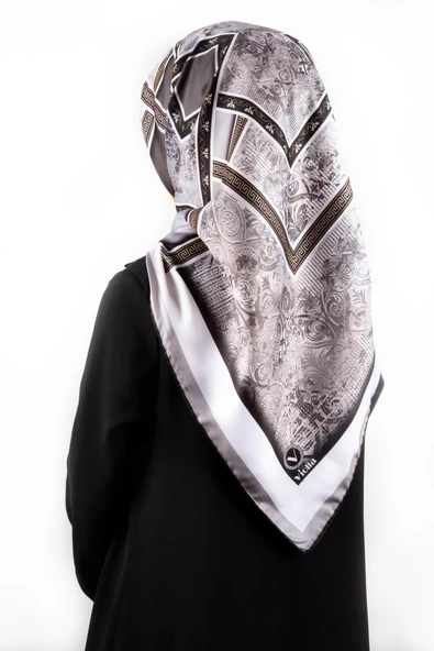 Twill Geometrik Desenli Gri Renkli 90x90 Eşarp (İpek İçermez) Kenar Dikiş Şekli El Dikişli ürün görseli 1