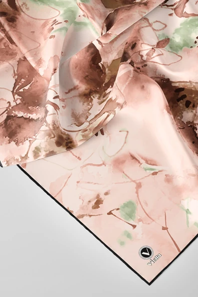 Twill Batik Çiçek Desenli Somon Renkli 90x90 Eşarp (İpek İçermez) Kenar Dikiş Şekli El Dikişli ürün görseli 1