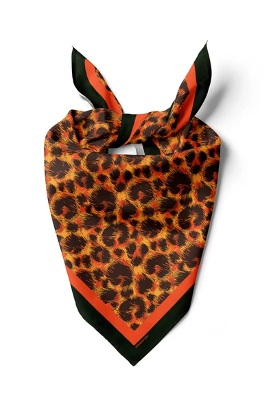 G57 Kadın Turuncu Kahve Animal Desenli 50x50 Bandana ürün görseli 1