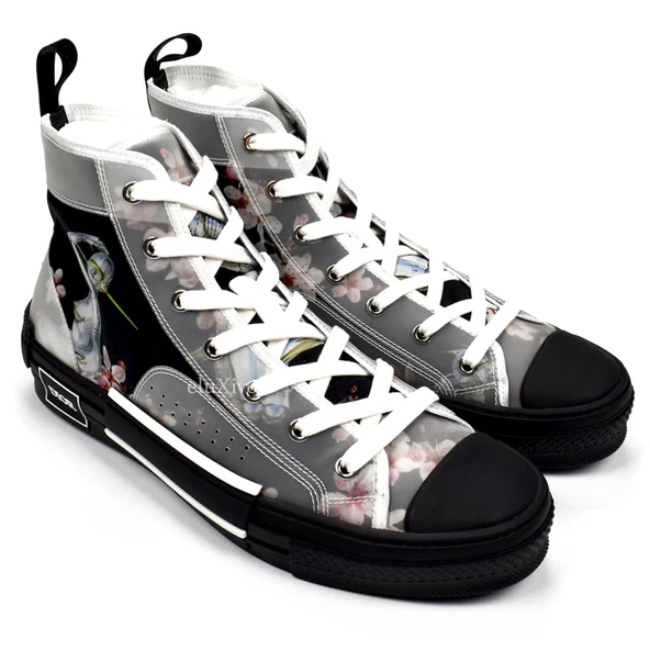 Dior x Sorayama - Robot Print B23 Monogram Sneakers ürün görseli 1