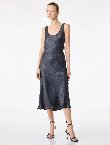 Koton Kadın Antrasit Kolsuz U Yaka Slim Fit Saten Midi Abiye Elbise 6Sak80115Uw ürün görseli 1