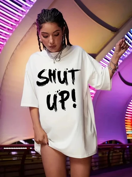 Baskılı Kadın Salaş Stil Beyaz Oversize Bisiklet Yaka Tişört ürün görseli 1