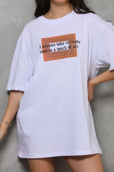 Baskılı Unisex Günlük Stil Beyaz Vintage Poster Stil Oversize Tişört ürün görseli 1