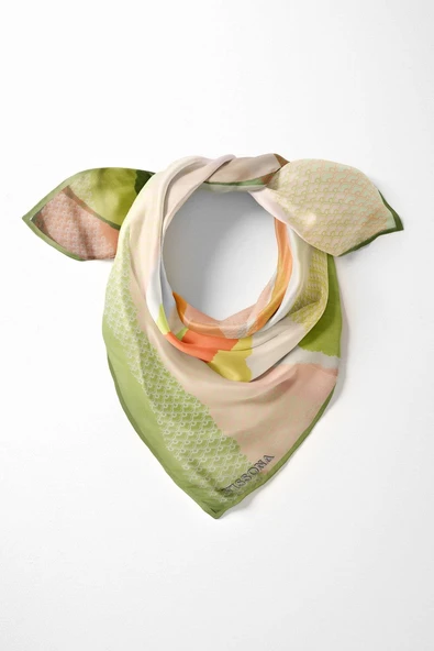 %100 İpek Kadın Desenli Bandana 80x80 ürün görseli 1