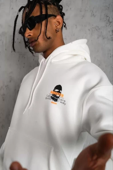 Maske İllüstrasyon Baskılı Erkek Beyaz Kordonlu Kapüşonlu Sweatshirt ürün görseli 1
