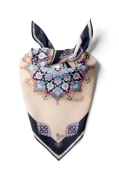 %100 İpek Kadın Desenli Bandana 80x80 ürün görseli 1