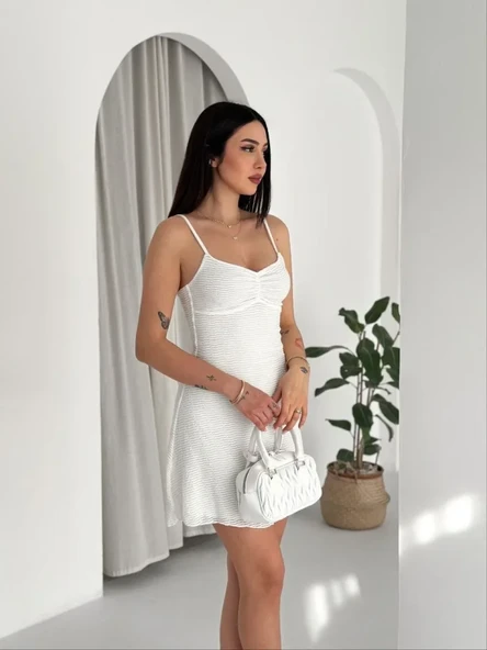 Askılı Mini Elbise Drapeli Göğüs Detay Likralı Yazlık Fit - Beyaz ürün görseli 1