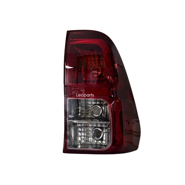 Leoparts Toyota Hilux Revo Stop Lambası Sağ (Ledsiz) 2015-2023 81550-0K260 ürün görseli 1