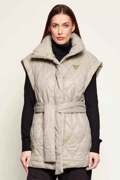 Guess Hilma Kolsuz Şişme Kadın Bej Yelek V6RN01WL832-G1O3 ürün görseli 1