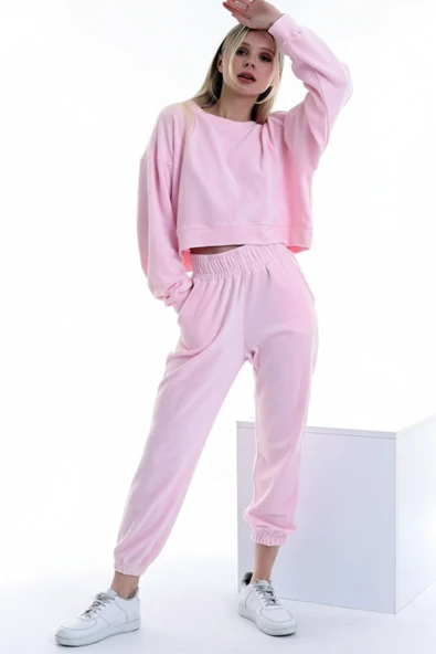 Kadife Yuvarlak Yaka Uzun Kollu Sweatshirt Cepli Bel Lastikli Pantolon Takım ürün görseli 1