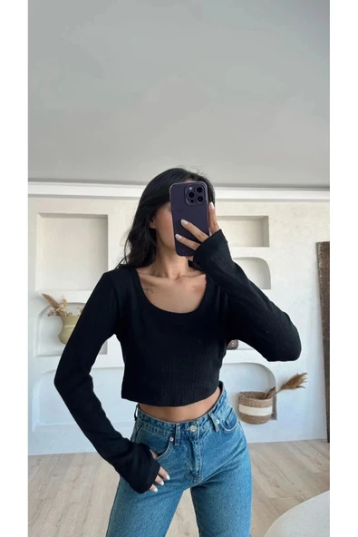 Kare Yaka Uzun Kollu Crop Bluz, Parmak Geçmeli ürün görseli 1