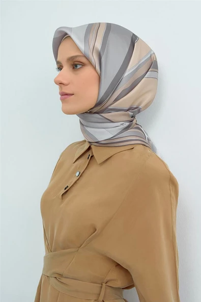 9514 ARMİNE SAF İPEK EŞARP ürün görseli 1