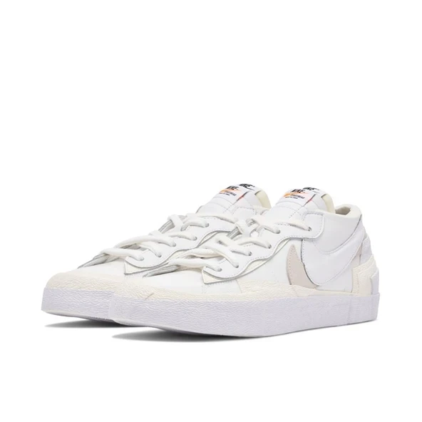 Nike Blazer Low x Sacai White Patent - Resim 3