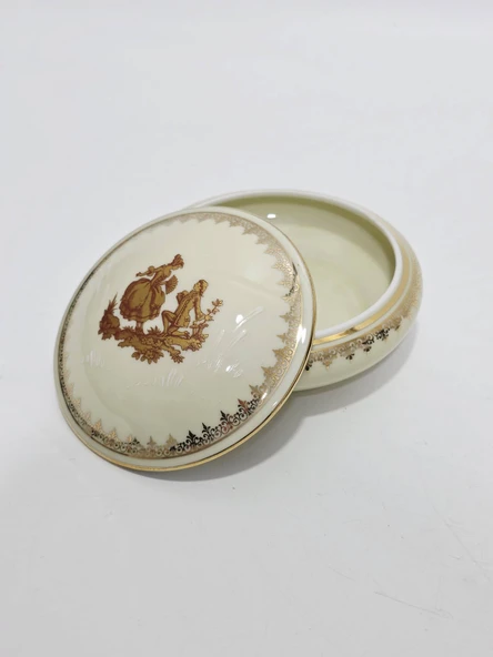 Veritable Limoges Aşıklar Figürlü Porselen Kapaklı Kutu ürün görseli 1