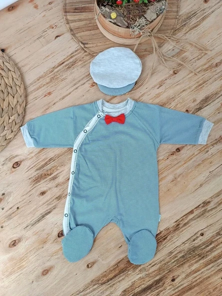 0-3 3-6 Ay Papyonlu Çizgi Desen Çıtçıt Kapama Kasketli Erkek Bebek Tulumu Lacivert ürün görseli 1