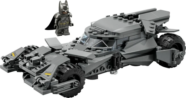 Lego DC Batman ve Superman Batmobile 76331 - Resim 2